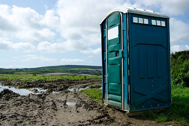 Portable Restroom Setup and Delivery in Kearny, AZ